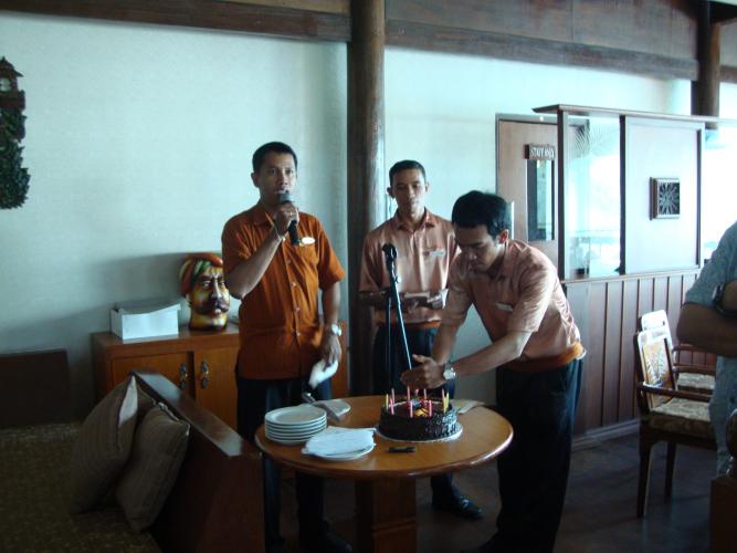 Birth Day Staff, bali indian restaurant, indian food restaurant in bali